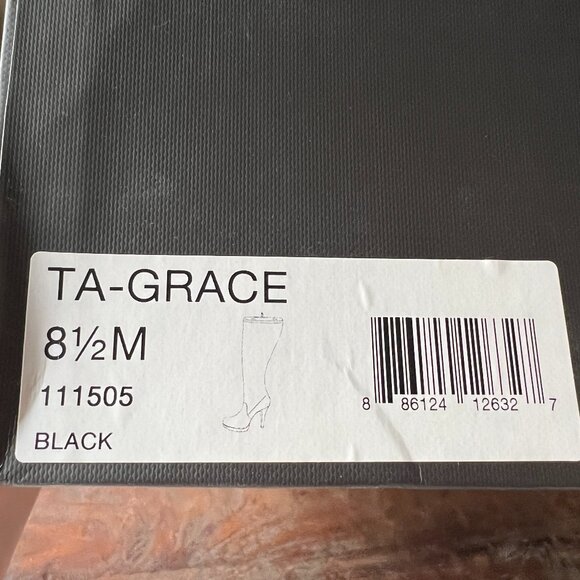 Tahari Black Faux Suede Knee High Boots Size 8.5 - Picture 8 of 8